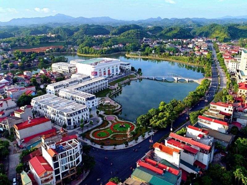 Nhu cầu tuyển dụng ở thành phố Yên Bái rất đa dạng, từ các công việc văn phòng như kế toán, hành chính nhân sự cho đến các vị trí lao động phổ thông, bán hàng và công nhân kỹ thuật