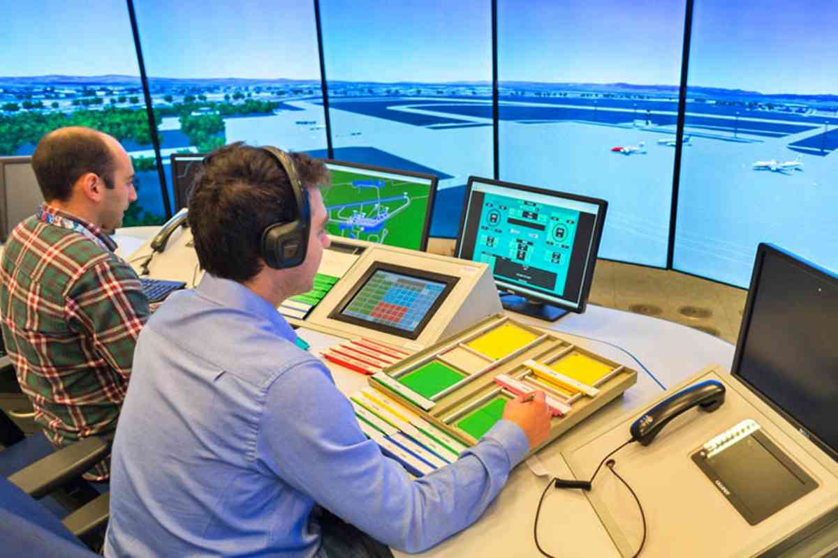 Khu vực tuyển dụng việc làm hàng không chủ yếu tập trung ở các thành phố lớn có sân bay