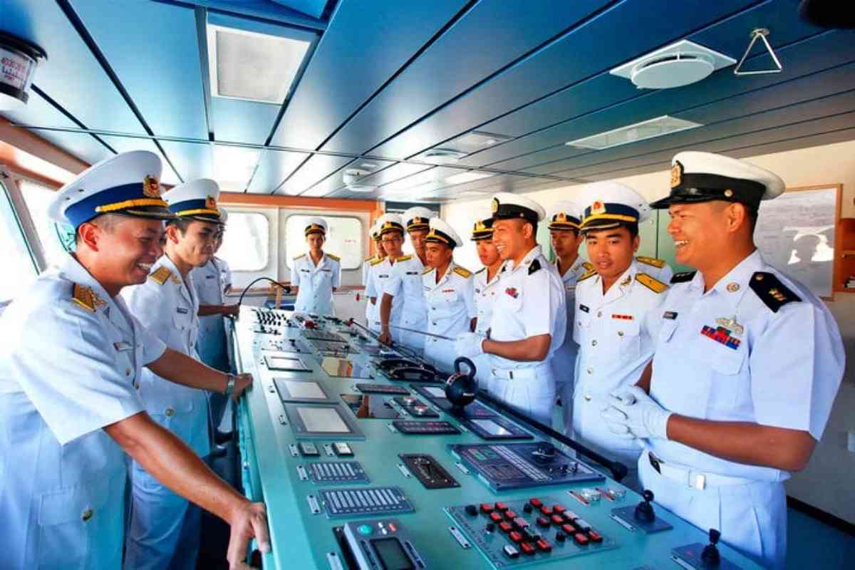 Ngành hàng hải có tiềm năng kinh tế cao, các vị trí cũng phải đáp ứng kiến thức chuyên môn