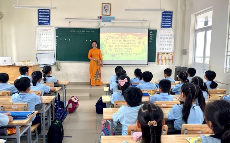 Khu vực tuyển dụng nhiều tại TP HCM bao gồm quận 1, quận 7, quận 2, Bình Thạnh, Tân Bình, Gò Vấp, thành phố Thủ Đức