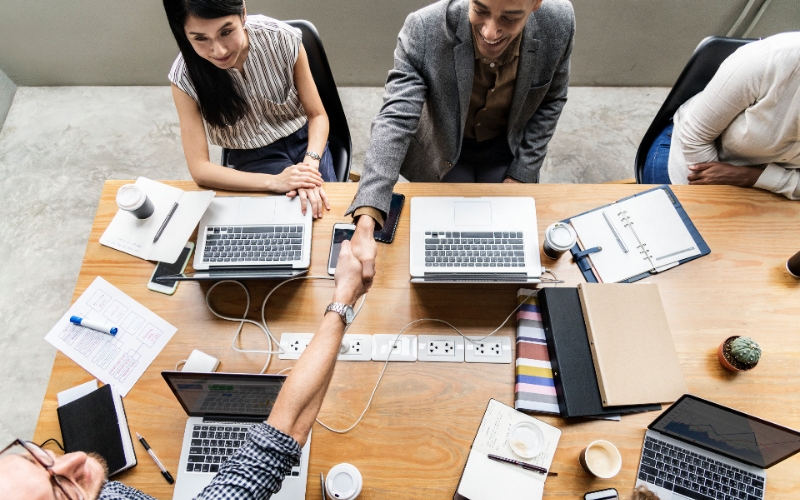 Việc làm Ads được tuyển dụng trên nhiều nền tảng từ mạng xã hội đến sàn thương mại điện tử