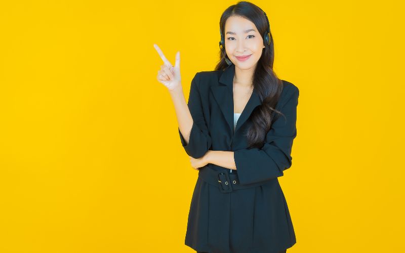 Nhân viên chăm sóc khách hàng xuất sắc sở hữu cả kiến thức chuyên môn và kỹ năng mềm hoàn hảo