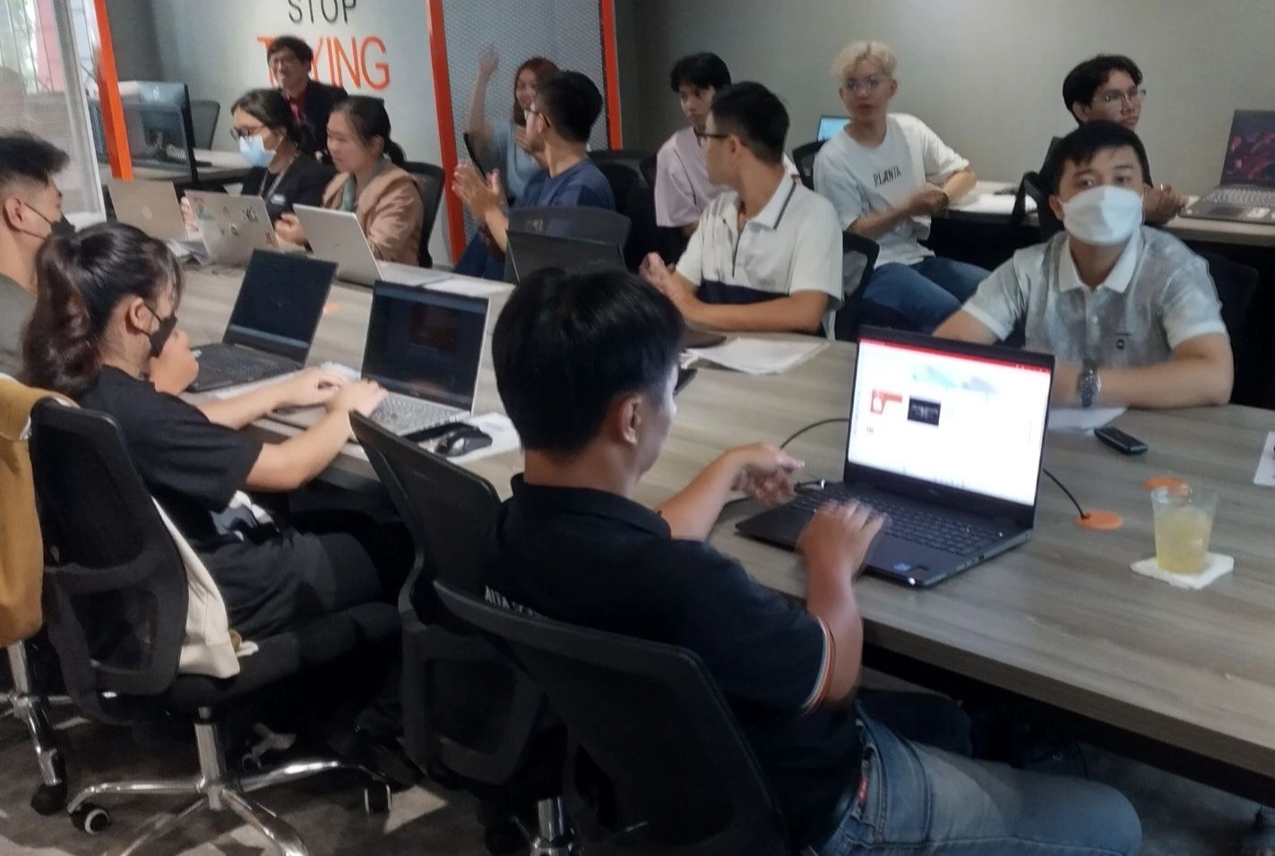 Việc làm công nghệ thông tin về kỹ sư phát triển web có mức lương đa dạng