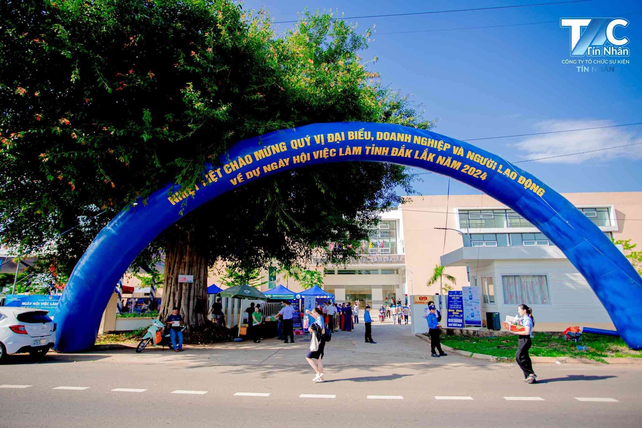 Trung tâm Dịch vụ việc làm Đắk Lắk hỗ trợ người lao động tìm kiếm việc làm nhanh chóng và uy tín