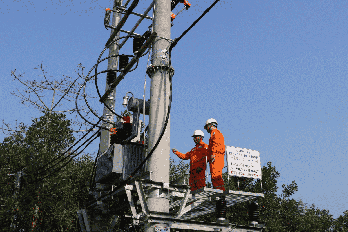 Nhân viên kỹ thuật điện là vị trí nhiều doanh nghiệp muốn tìm kiếm ở Hòa Bình