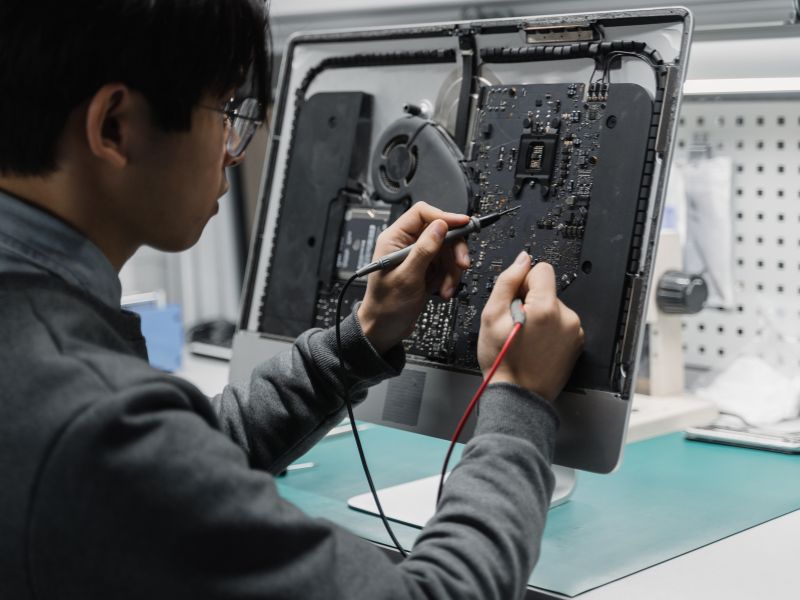 Các nhà tuyển dụng trong lĩnh vực IT Phần cứng/Mạng thường đưa ra nhiều yêu cầu khắt khe đối với ứng viên