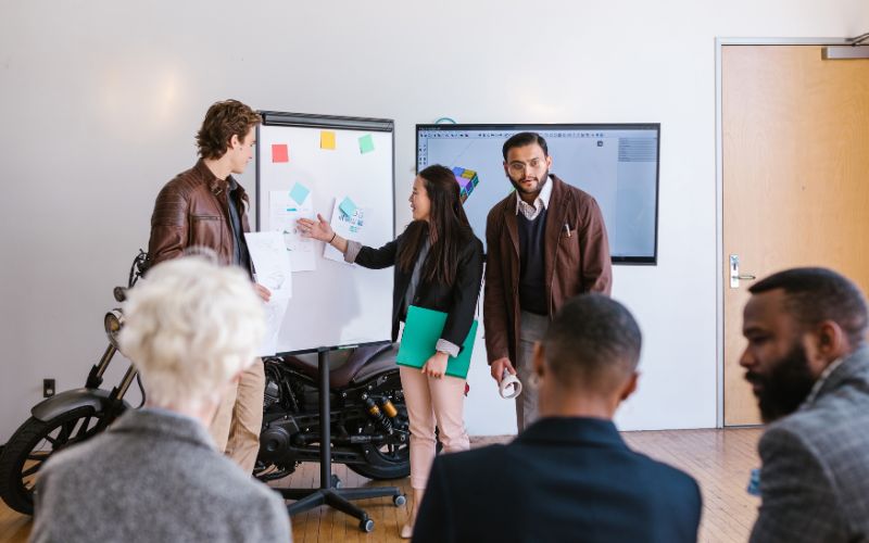 Căn cứ vào quy mô dự án, yêu cầu về hiệu suất để chọn Framework phù hợp