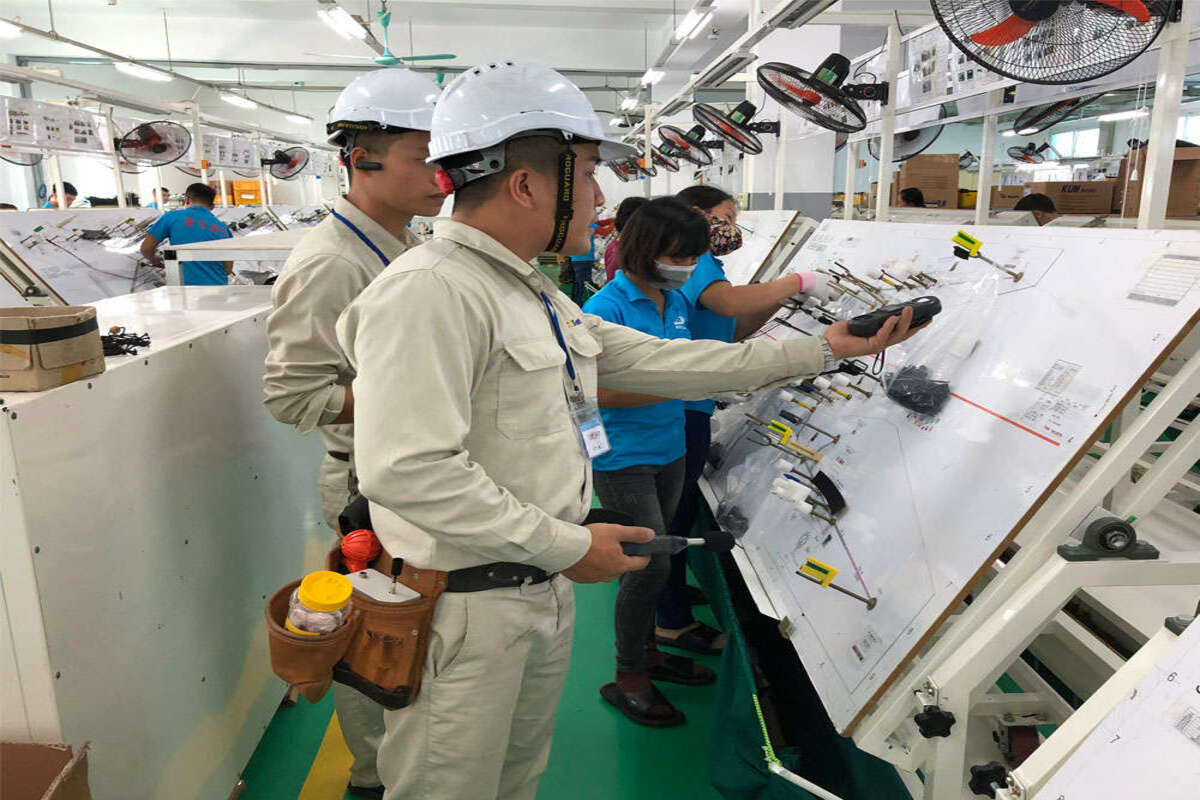 Một trong những yêu cầu cơ bản đối với việc làm môi trường là sự hiểu biết về quy định và luật pháp