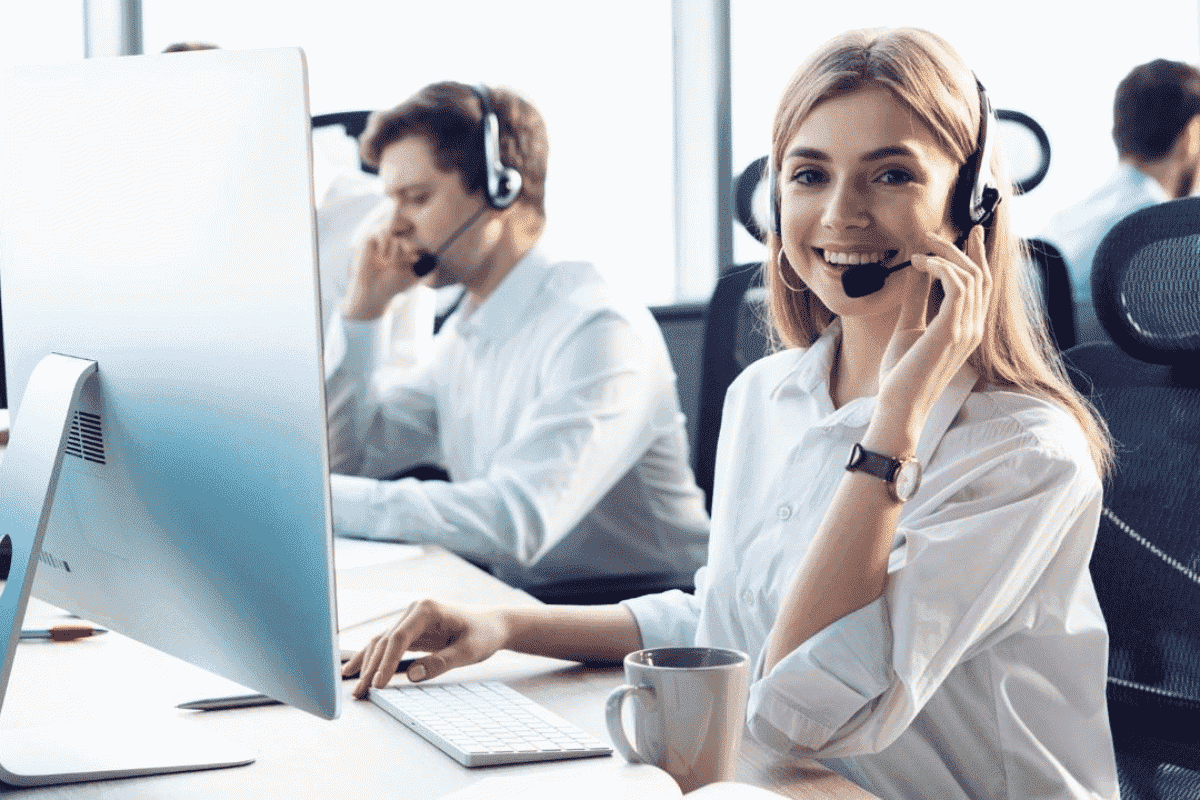 Nhân viên Telesales đóng vai trò quan trọng trong việc kết nối với khách hàng và tạo ra doanh thu