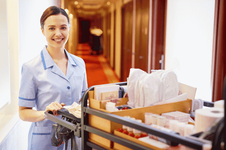 Phục vụ khách sạn đòi hỏi sự tỉ mỉ, chu đáo và tính ngăn nắp, kỷ luật cao