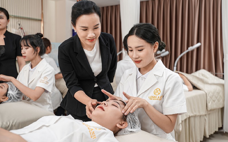 Ứng viên có kinh nghiệm sẽ là một điểm cộng khi ứng tuyển việc làm đẹp