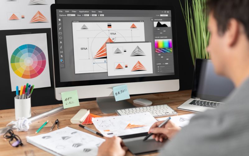 Các doanh nghiệp sản xuất hiện rất cần những nhân viên thiết kế đồ họa lành nghề