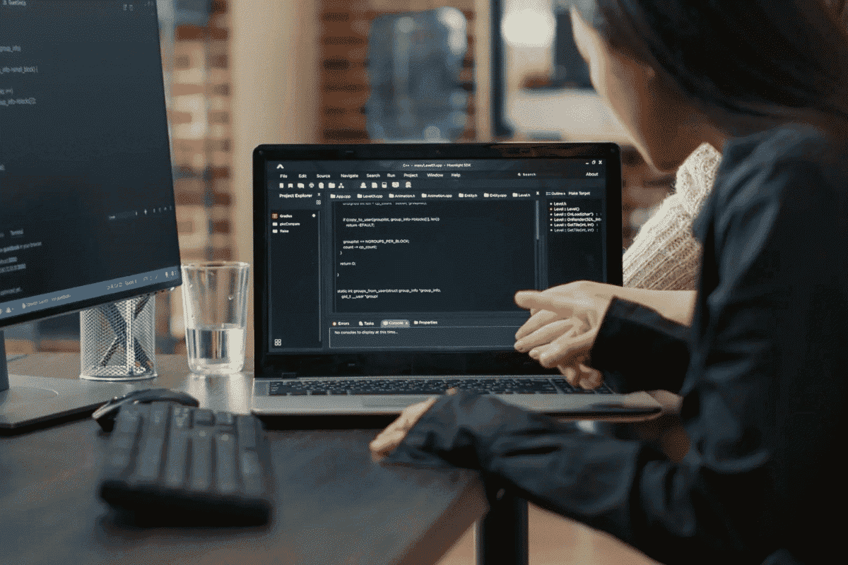 Nhu cầu tuyển dụng việc làm lập trình viên Android tại Việt Nam tăng cao nhờ sự phát triển của công nghệ và hệ sinh thái di động
