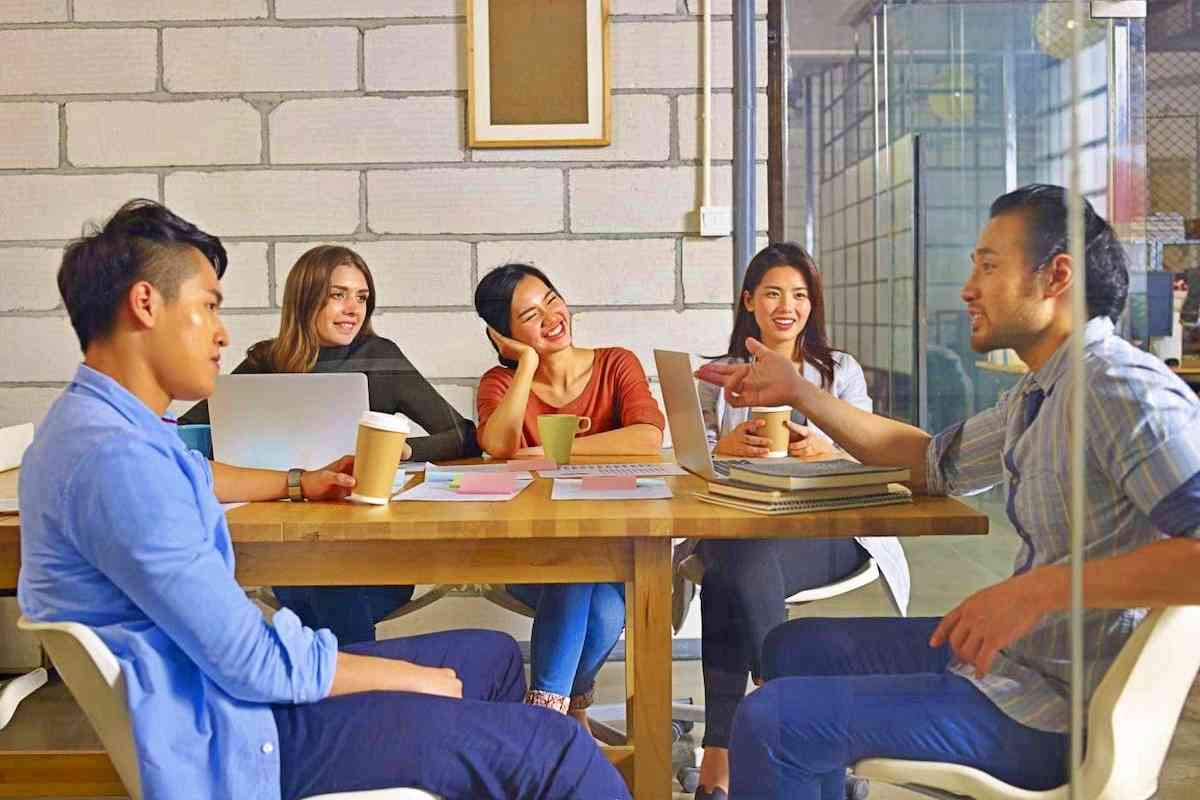 Nhà tuyển dụng yêu cầu nhân viên phát triển kinh doanh phải có trình độ, kỹ năng tốt