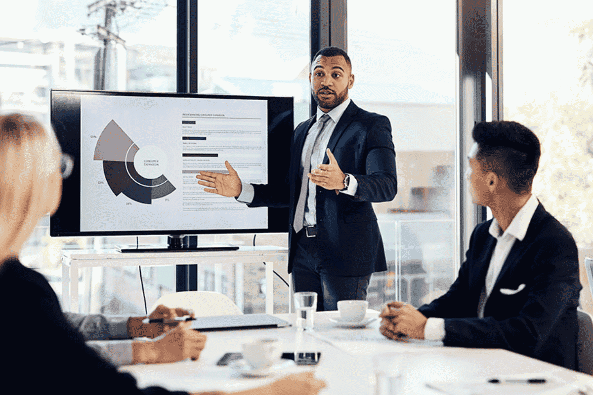 Vai trò chính của Operation Manager là quản lý và tối ưu hóa quy trình làm việc