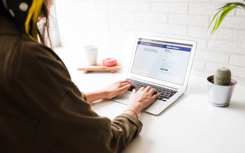 Một trong những khó khăn của nhân viên trực page đó là sự thay đổi trong xu hướng và công nghệ