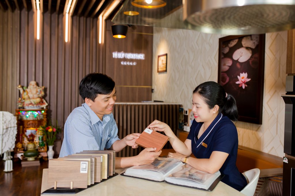 Để đáp ứng nhu cầu ngày càng cao về tư vấn và thiết kế nội thất, các doanh nghiệp càng chú trọng tuyển dụng nhân viên kinh doanh nội thất