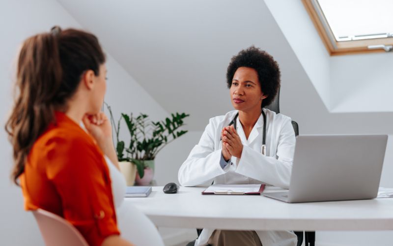 Tuyển bác sĩ sản phụ khoa yêu cầu kiến ​​thức chuyên sâu, kỹ năng lâm sàng vàng và tinh thần trách nhiệm cao