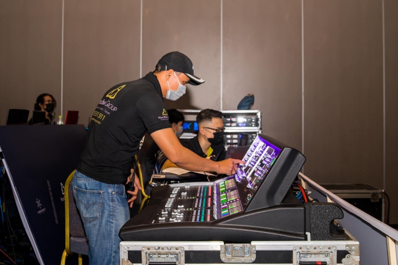 Nghề đạo diễn cũng gặp khá nhiều thách thức