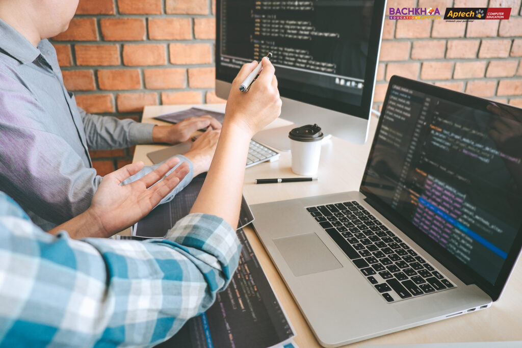 Kỹ sư DevOps phụ trách nghiên cứu, phát triển và đảm bảo cho phần mềm được hoàn thiện