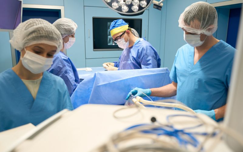 Thị trường tuyển dụng bác sĩ gây mê hồi sức tại Việt Nam đang rất sôi động