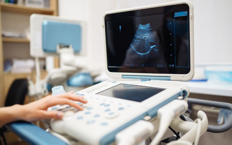 Mức lương tuyển dụng bác sĩ siêu âm có thể thay đổi dựa trên trình độ học vấn, khả năng chuyên môn và vị trí công tác