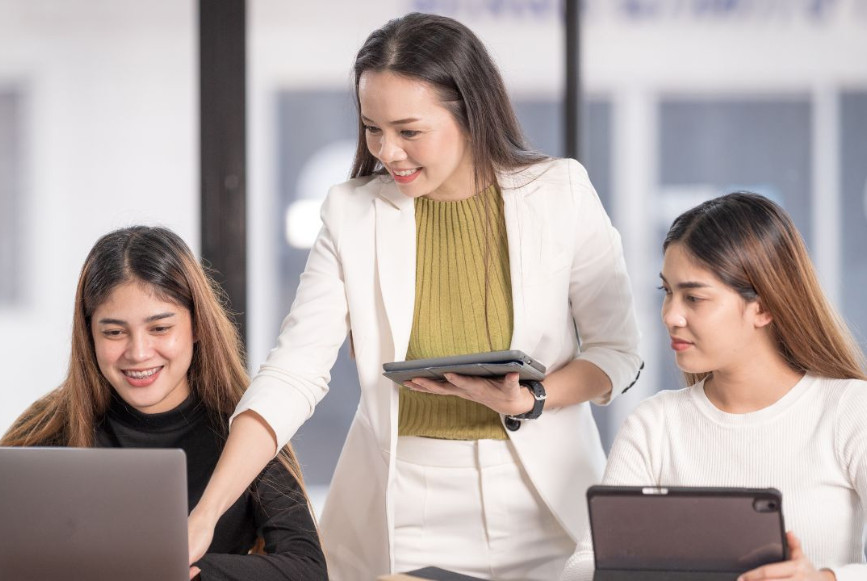 Cùng với sự phát triển trong lĩnh vực giáo dục, nhu cầu tuyển dụng tư vấn tuyển sinh tại các thành phố lớn như Hà Nội, HCM cũng tăng đáng kể