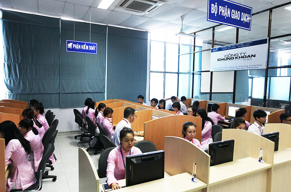 Nhu cầu tuyển dụng phân tích đầu tư tăng cao kéo theo nhu cầu học phân tích đầu tư tại các trường Đại học cũng tăng cao