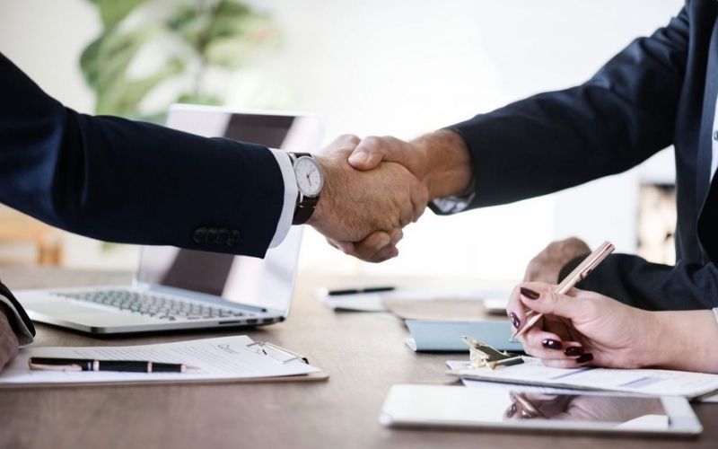 Tuyển dụng quản lý kinh doanh thường đi kèm những yêu cầu khắt khe