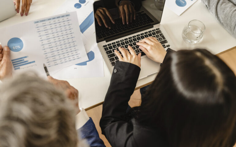 Community Manager sẽ chịu trách nhiệm quản lý cộng đồng trực tuyến của doanh nghiệp