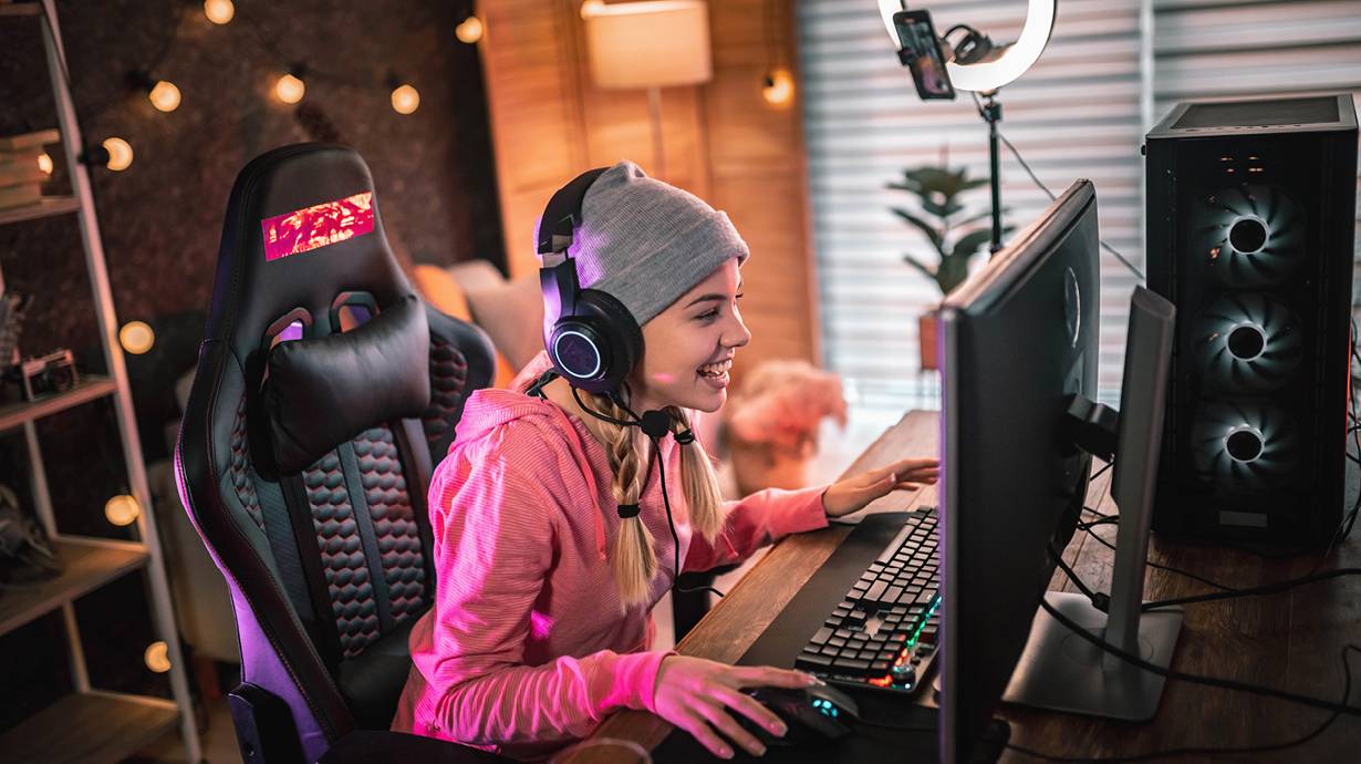 Streamer phải cập nhật liên tục xu hướng mới và những thay đổi trong thuật toán của các nền tảng