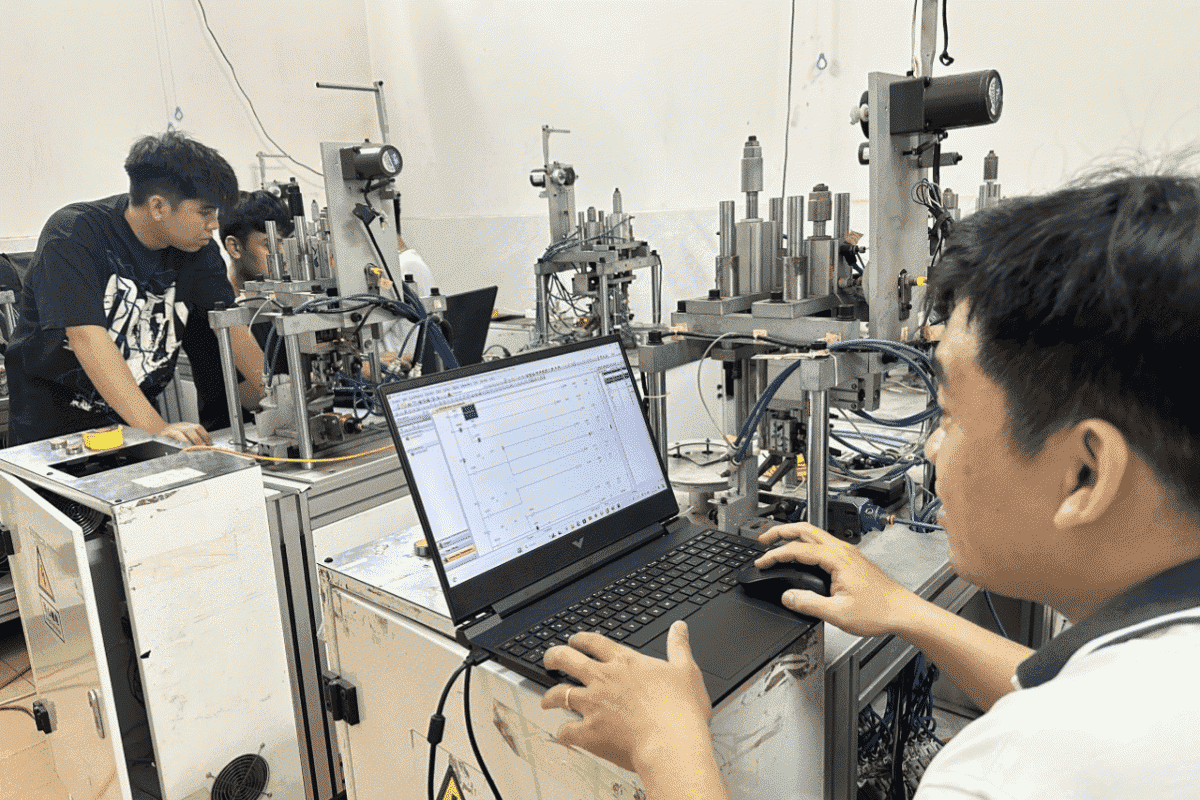 Nhu cầu tuyển kỹ sư lập trình PLC tại Việt Nam gia tăng đáng kể nhờ sự phát triển của ngành công nghiệp tự động hóa