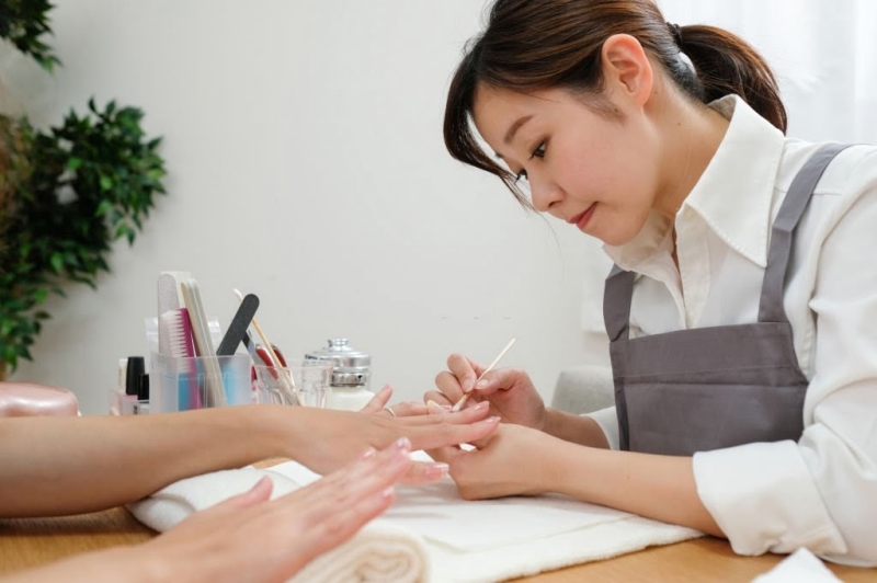 Nhu cầu tuyển thợ nail tăng trưởng mạnh mẽ nhiều năm nay