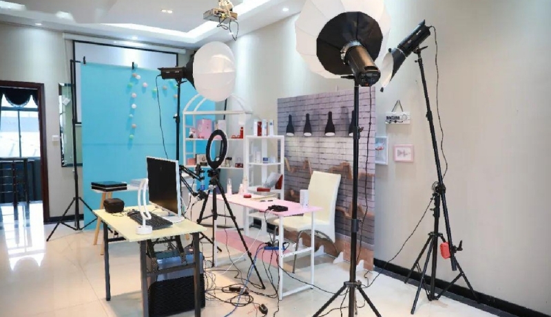 Nhu cầu tuyển dụng việc làm TikTok, đặc biệt là Livestream TikTok tập trung nhiều tại các thành phố lớn