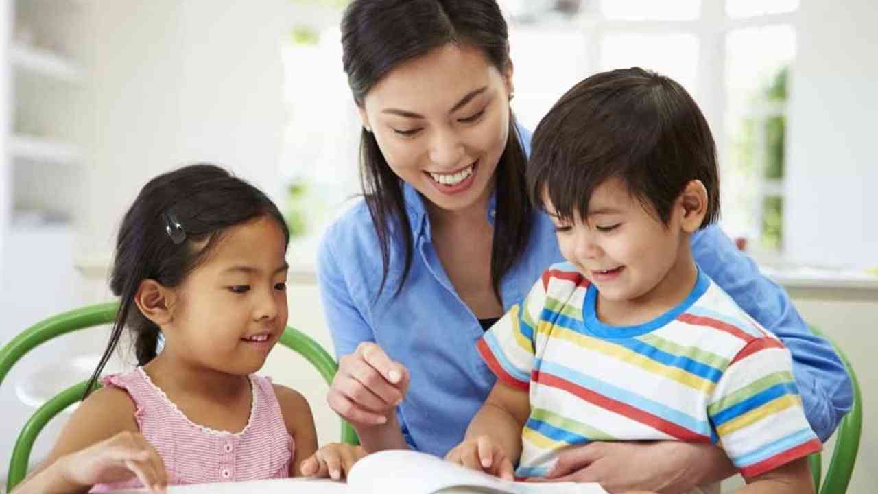 Trợ giảng tiếng Anh là gì? Mức lương, công việc và kỹ năng